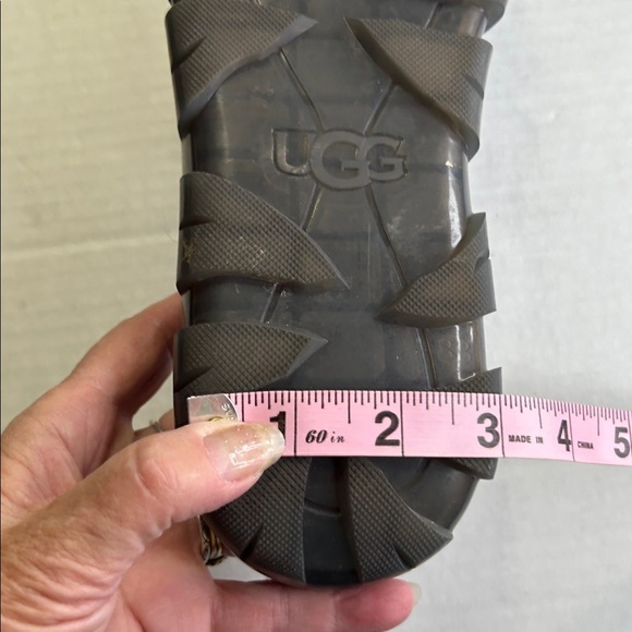 UGG JELLA CLEAR SLIDES LIKE NEW BLACK size 81/2 ? - Picture 15 of 16
